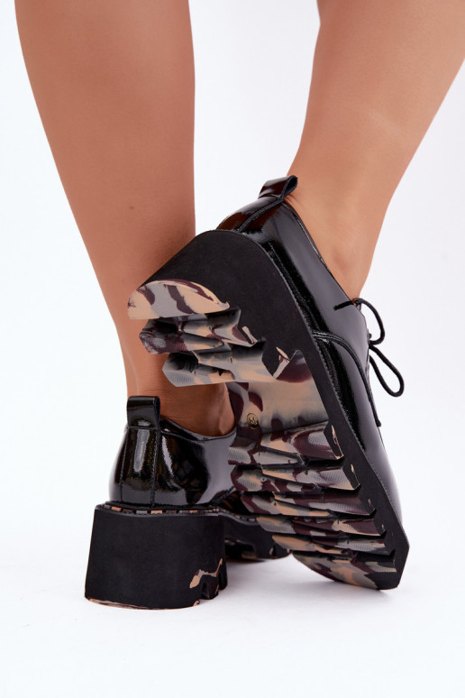 Mocassins de couro envernizado para mulheres Klocke Artiker 59C0279 pretos