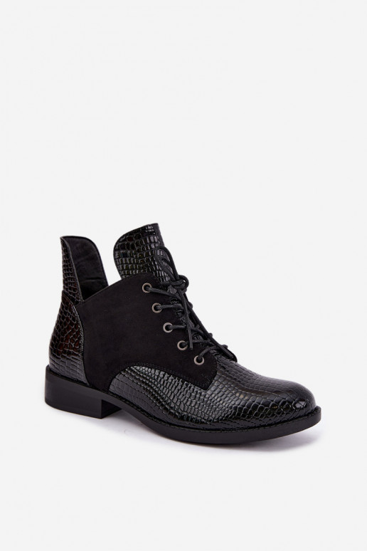 Botins isolados com design em relevo Vinceza 16524 pretos