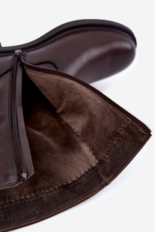 botins isolados enrugados com saltos largos Sergio Leone BT-08 em chocolate