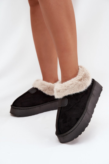 botas de neve femininas com plataforma e pelúcia na cor preta Calyra 2
