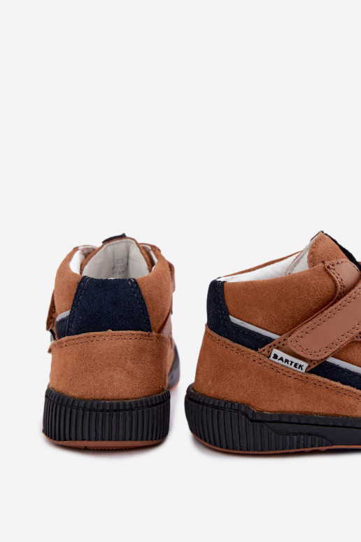 Sapatos infantis de couro marrom Bartek 8631673