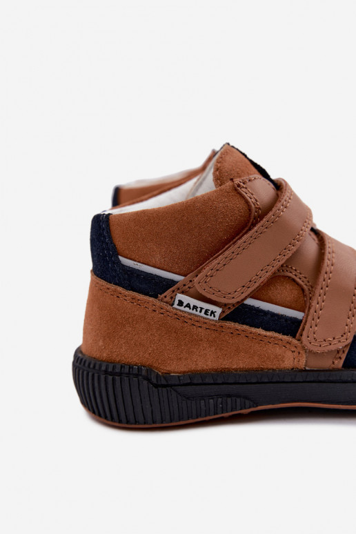 Sapatos infantis de couro marrom Bartek 8631673
