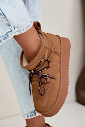 Botas de neve de camurça sintética marrom com plataforma e detalhes elegantes GOE UU2N4920