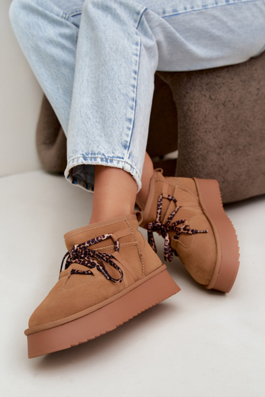 Botas de neve de camurça sintética marrom com plataforma e detalhes elegantes GOE UU2N4920