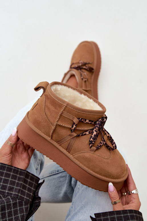 Botas de neve de camurça sintética marrom com plataforma e detalhes elegantes GOE UU2N4920