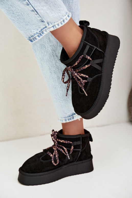 Botas de neve de camurça sintética pretas com plataforma e detalhes elegantes GOE UU2N4919