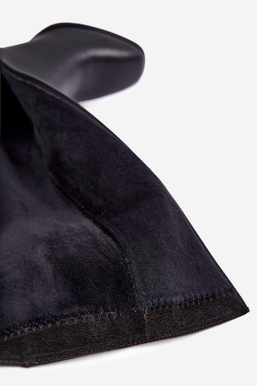 Botas altas pretas de couro isoladas com saltos e fivelas Sergio Leone KZ-31