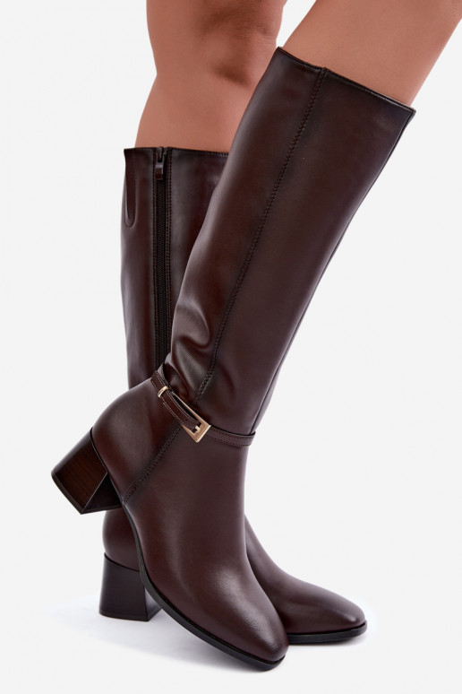 Botas altas de couro isoladas com saltos e fivelas Sergio Leone KZ-31