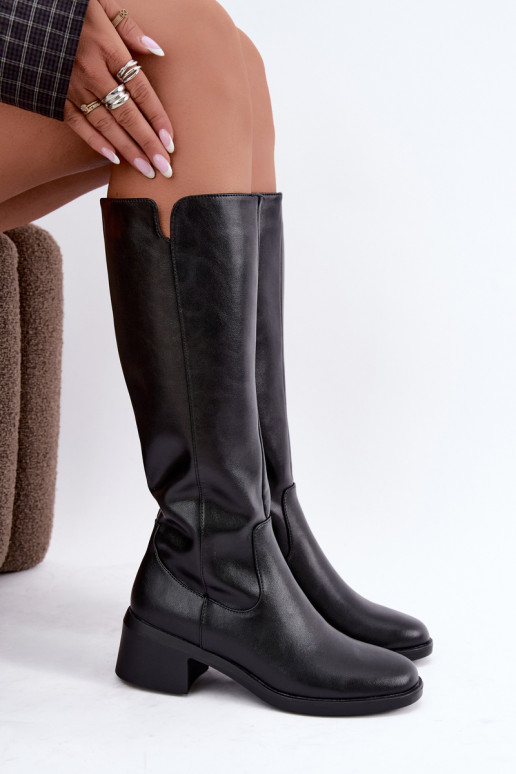 Botas altas pretas de couro isoladas Klocke Sergio Leone KZ-17