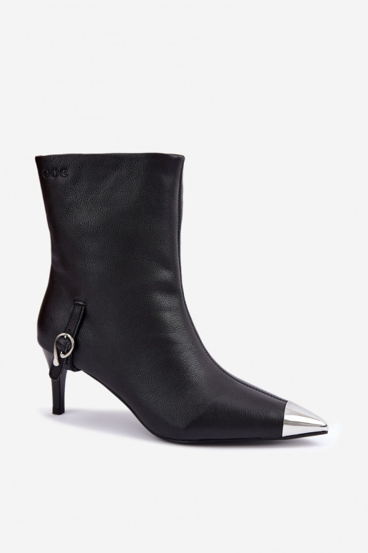 Botins de couro aquecidos com saltos finos GOE UU2N4226 pretos