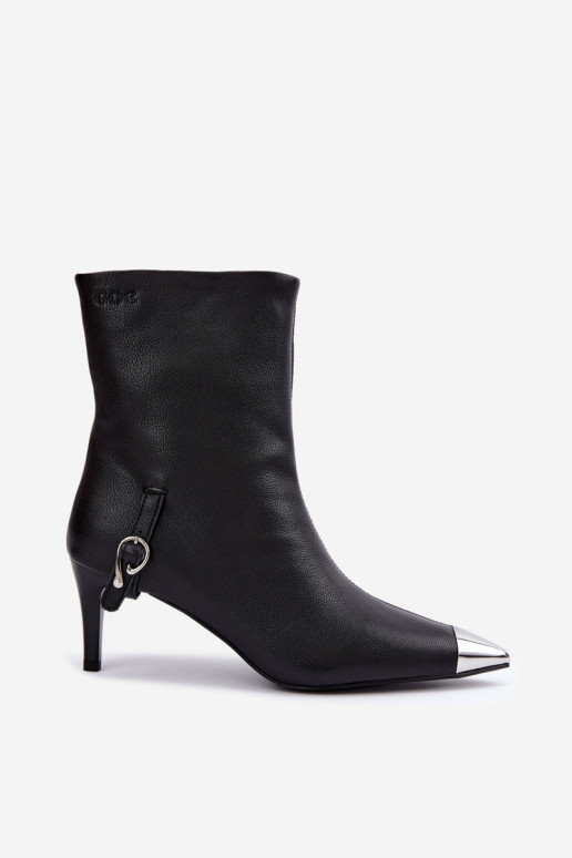 Botins de couro aquecidos com saltos finos GOE UU2N4226 pretos