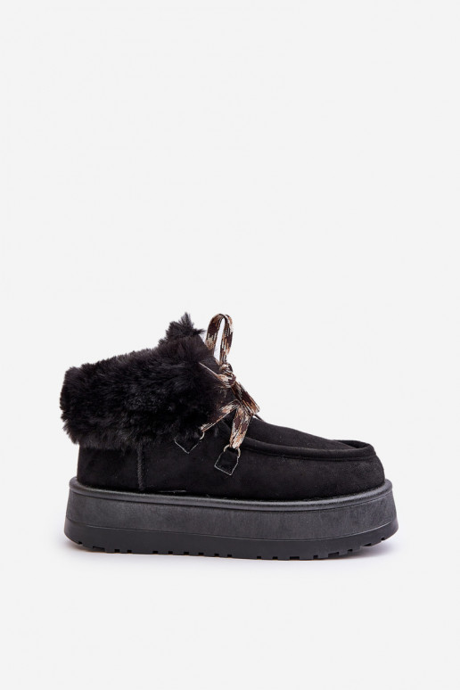 Botas de neve baixas com plataforma e pelo em preto Neathren