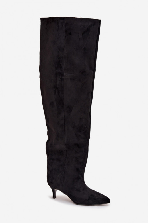 Botas acima do joelho femininas slip-on com salto fino em preto Ysolienne