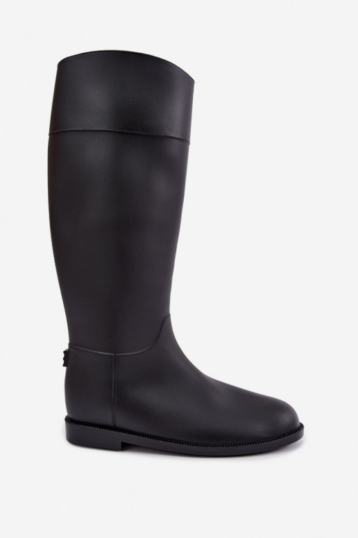 Botas femininas de borracha altas com saltos largos na cor preta Melianne