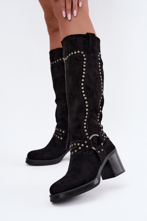 Botas altas e quentes com saltos e decoração em preto Bellune