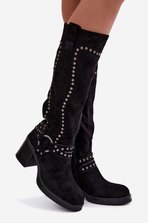 Botas altas e quentes com saltos e decoração em preto Bellune