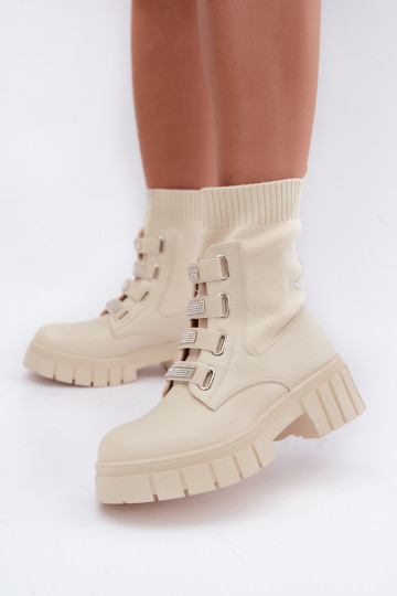 Botins quentes com elementos decorativos em cor de areia Giavelle 2