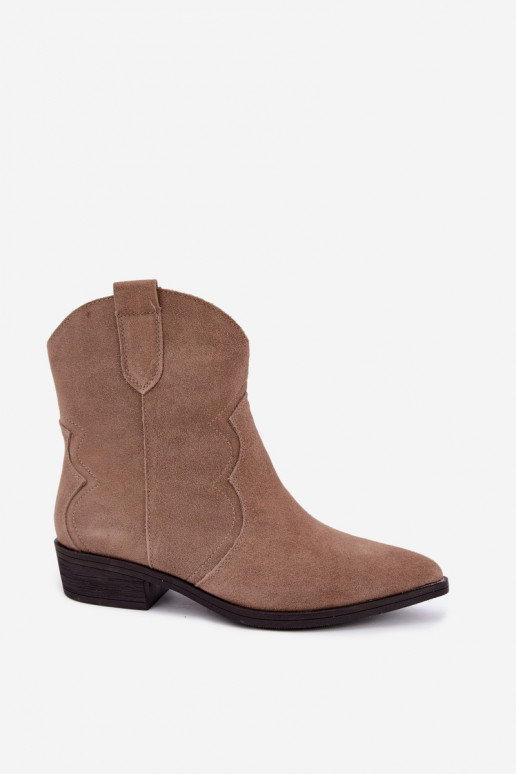 Botas de cowboy em camurça na cor areia com salto baixo Delsa