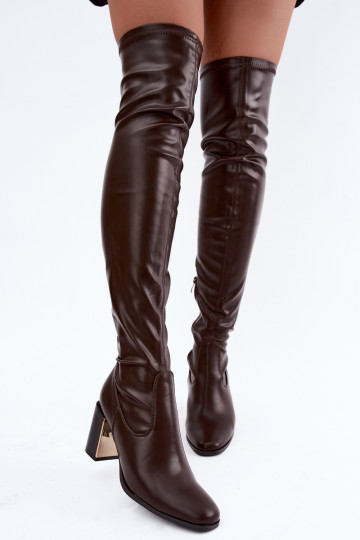 Botas acima do joelho na cor chocolate com salto Primelle 2
