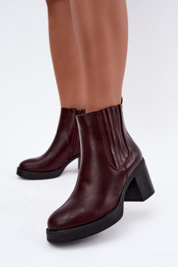 Botins quentes na cor bordô com salto Gisandra 2
