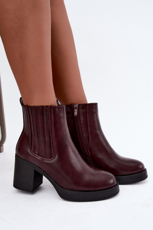 Botins quentes na cor bordô com salto Gisandra