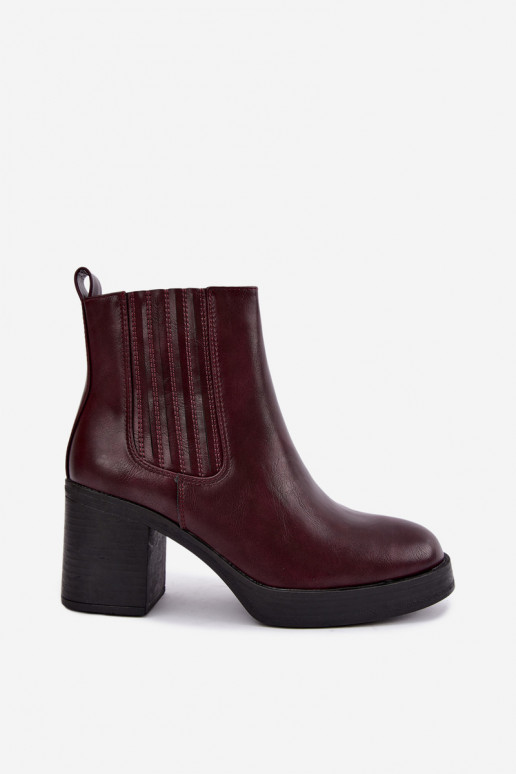 Botins quentes na cor bordô com salto Gisandra