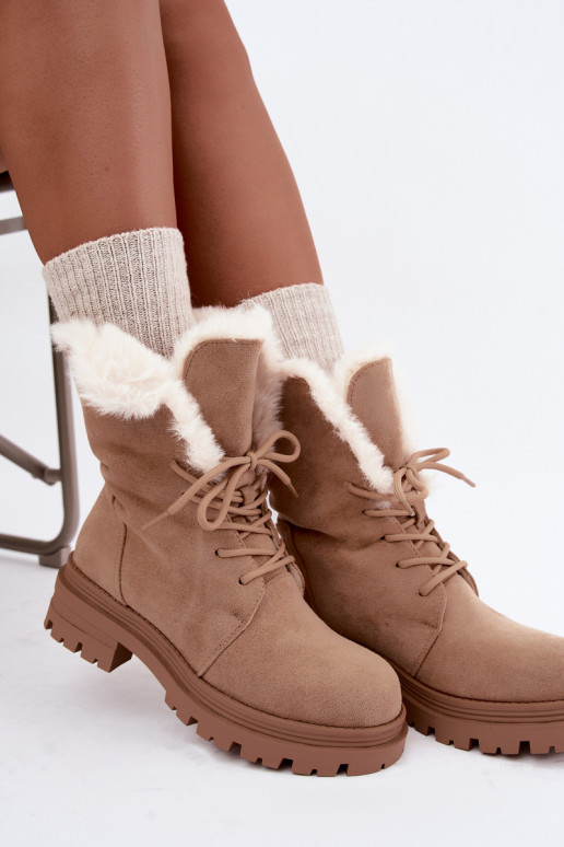 Botins quentes na cor marfim com atacadores e pelo por dentro Heloise