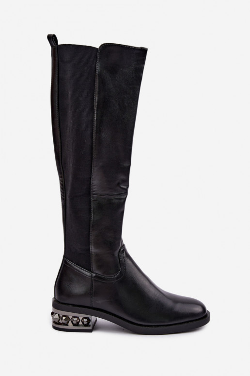 botas altas forradas com saltos e bonitos detalhes na cor preta Emani