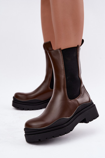 botins elegantes forrados com plataforma na cor castanha Rissana