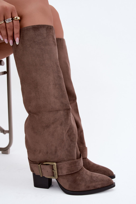 Botins chaki com saltos e fivelas Mirea