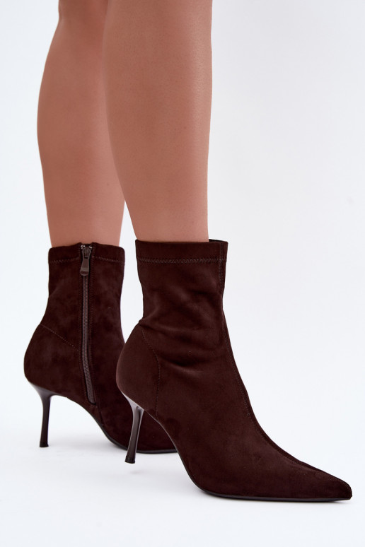 Botins de chocolate com saltos finos Nireya
