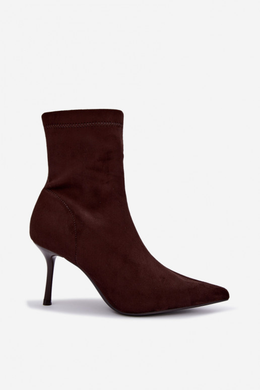 Botins de chocolate com saltos finos Nireya