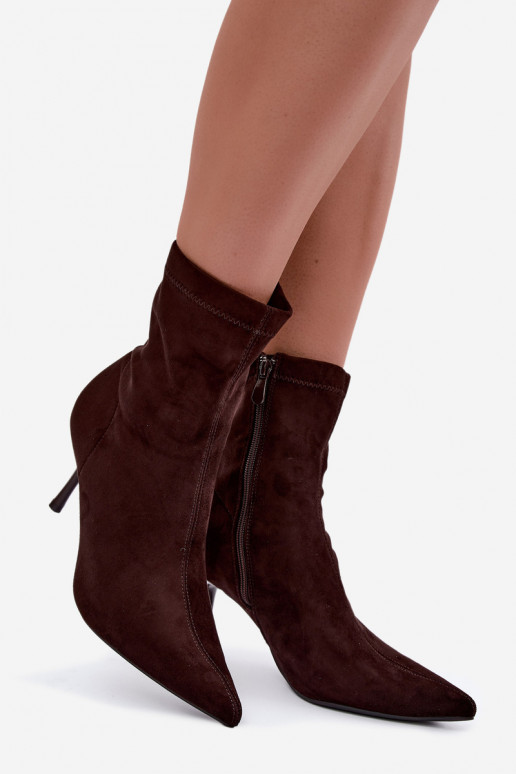 Botins de chocolate com saltos finos Nireya