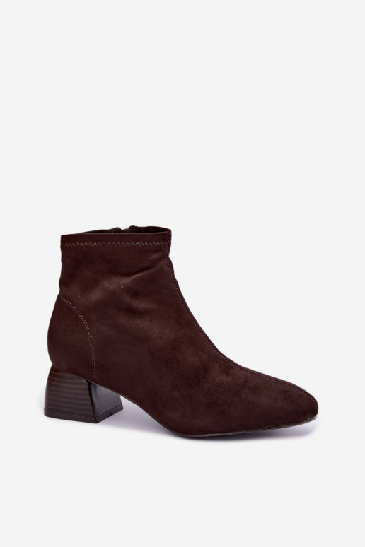 Botins de chocolate com saltos Estellea
