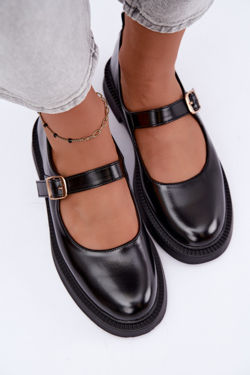 Sapatos pretos com saltos largos Lareine