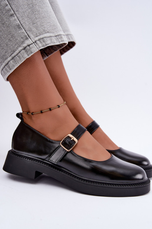 Sapatos pretos com saltos largos Lareine