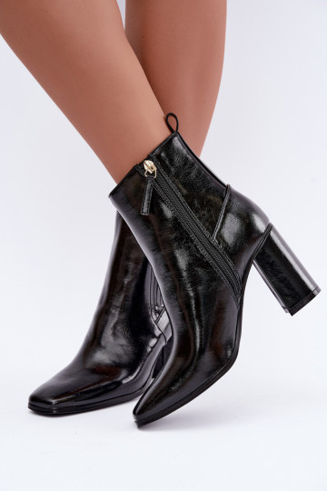Botins pretos com efeito verniz Kallista 2