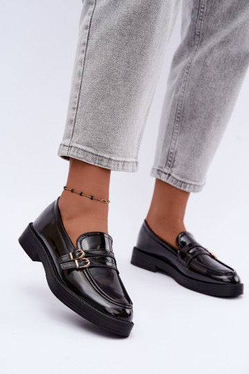 Mocassins pretos femininos com tiras Perline 2