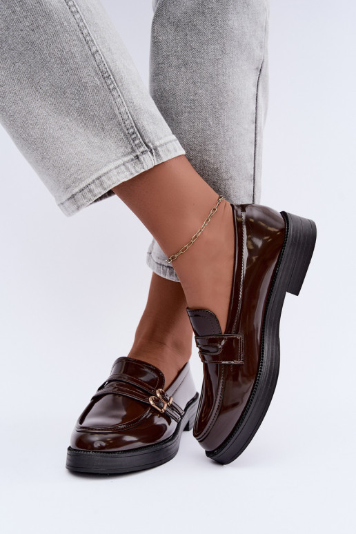 Mocassins de chocolate femininos com tiras Perline