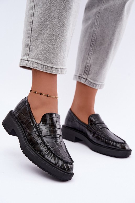 Mocassins pretos com relevo Rhosyn