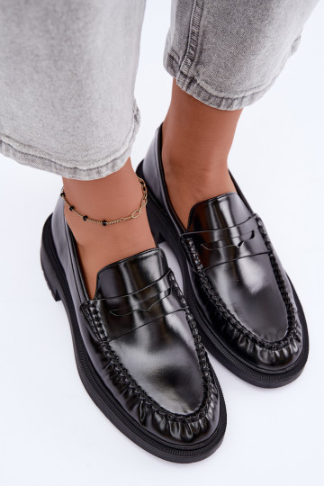 Mocassins pretos com babados Rhosyn