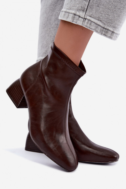 Estelle botins de couro sintético na cor chocolate