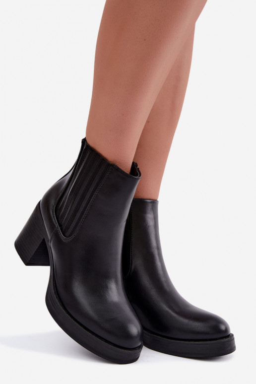 Gisandra botins quentes na cor preta