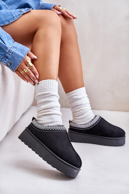 Botas de neve pretas femininas em plataforma com isolamento e pelo dentro Remenia