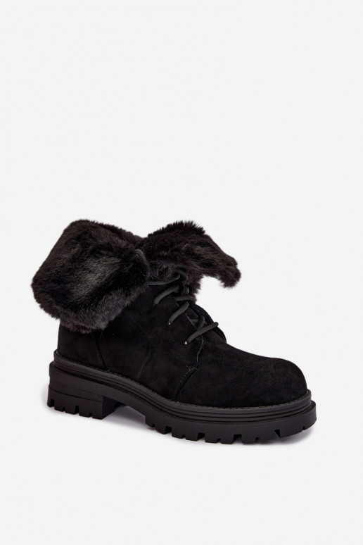 Botins quentes com atacadores e pelo dentro na cor preta Heloise
