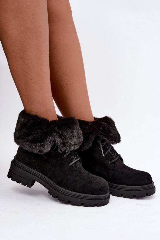 Botins quentes com atacadores e pelo dentro na cor preta Heloise
