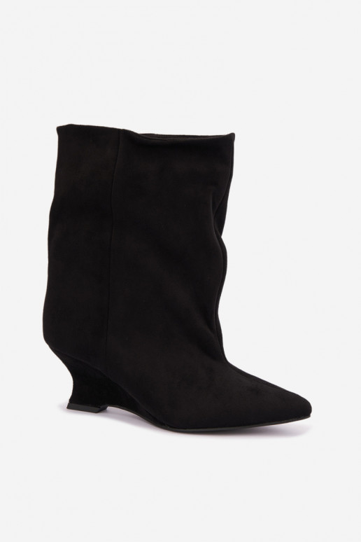 Botins slip-on com plataforma na cor preta Coralise
