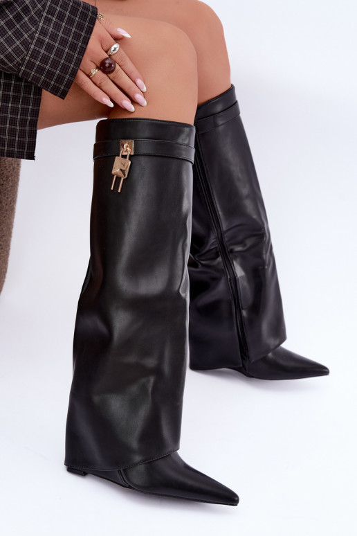 Botas altas Mirettea com plataforma e tiras decorativas em preto