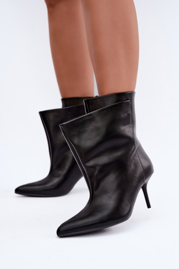 Botins isolados Damarielle com saltos finos em preto 2