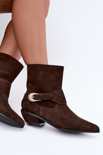Botins isolados Serenelle em estilo cowboy em camurça sintética castanha